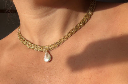 Lix Necklace